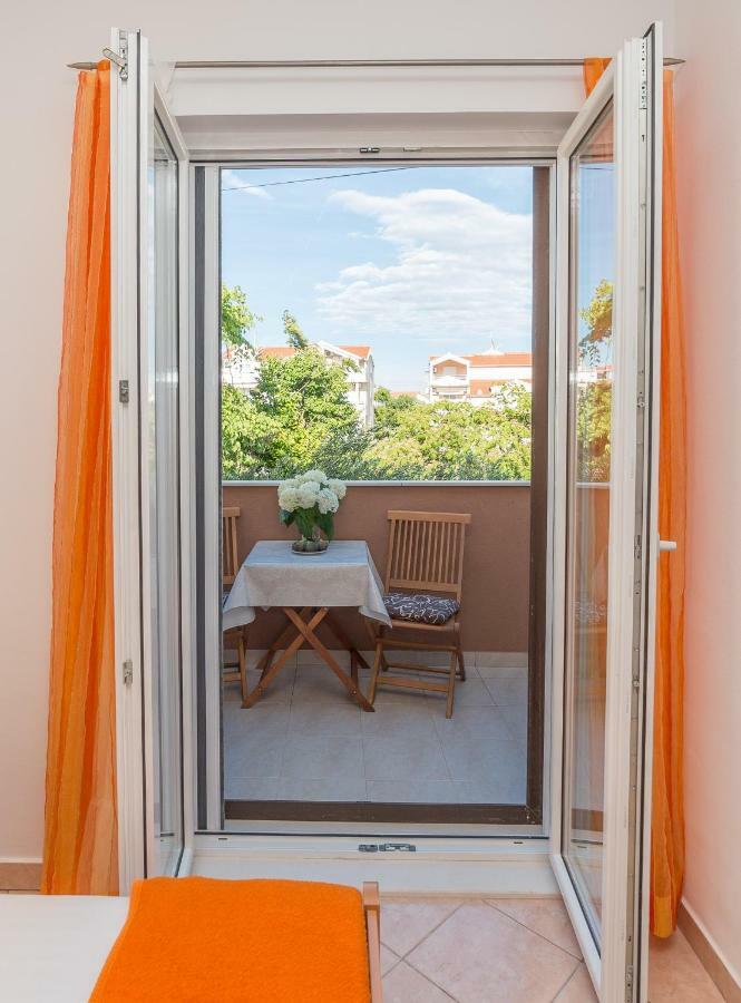 Apartments Maria Vodice Bagian luar foto