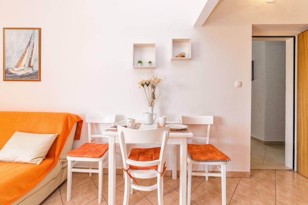 Apartments Maria Vodice Bagian luar foto